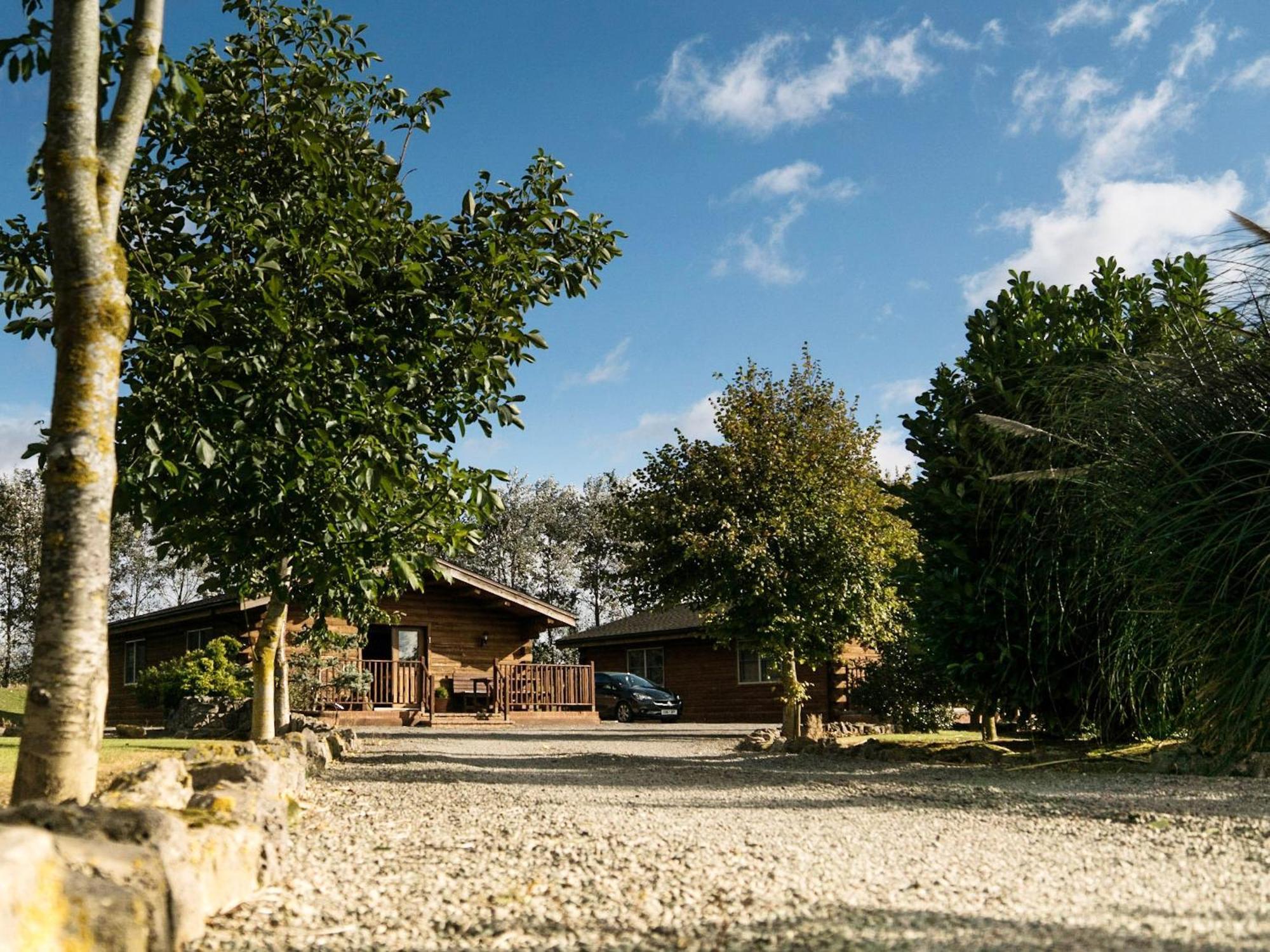 Lake View Lodges - 25074 Old Leake Exterior photo